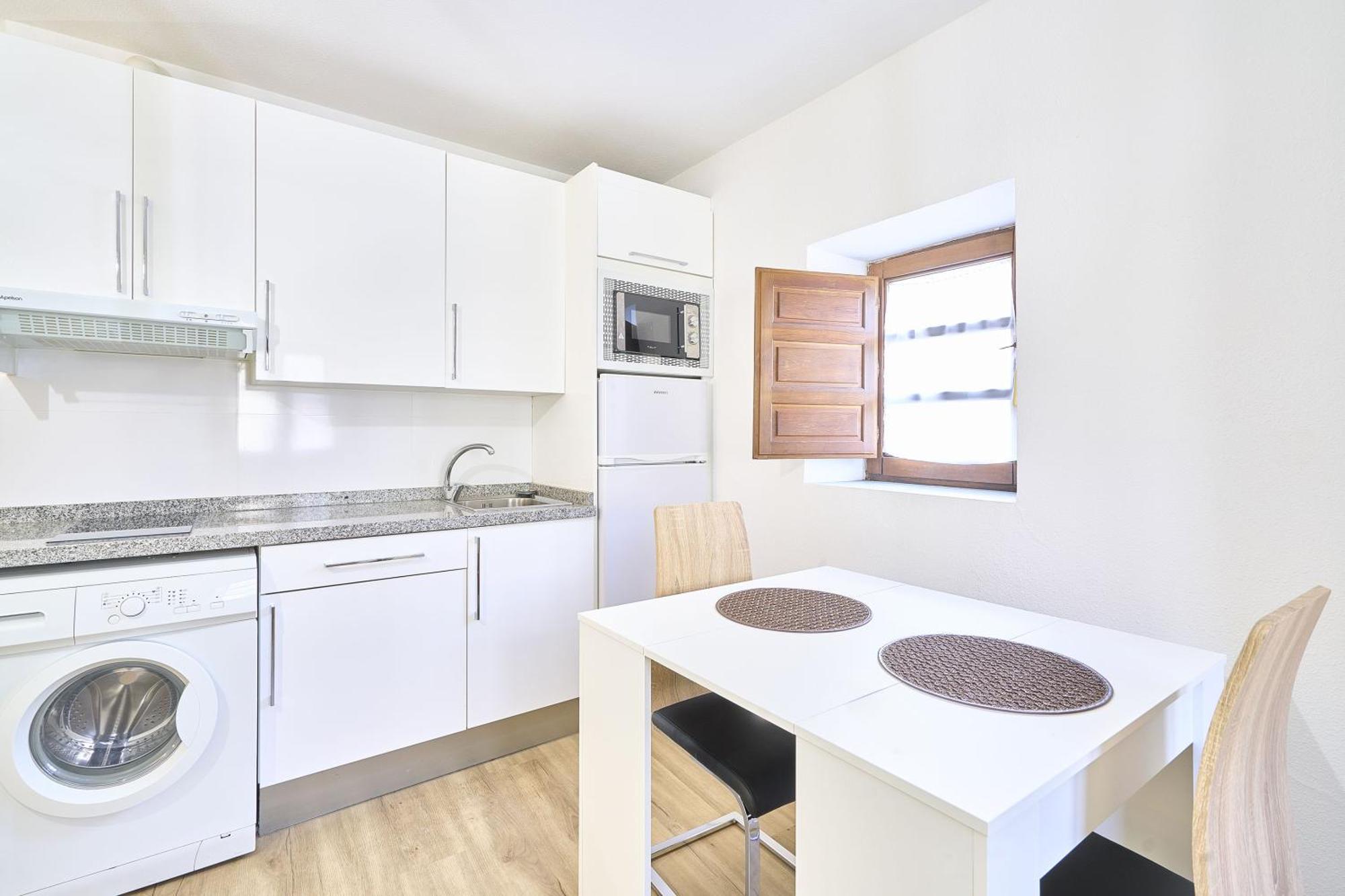 Traviesa 22 By Keyhom Apartment Salamanca