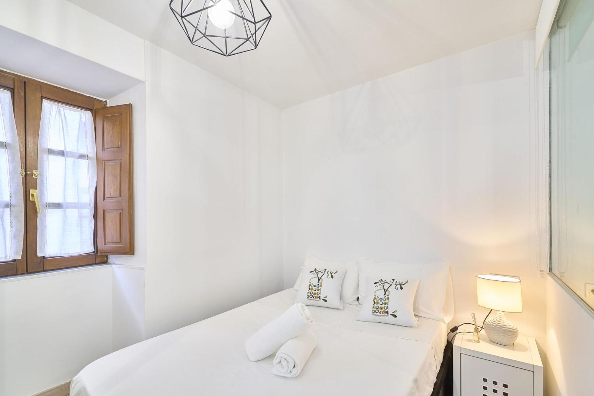 Traviesa 22 By Keyhom Apartment *